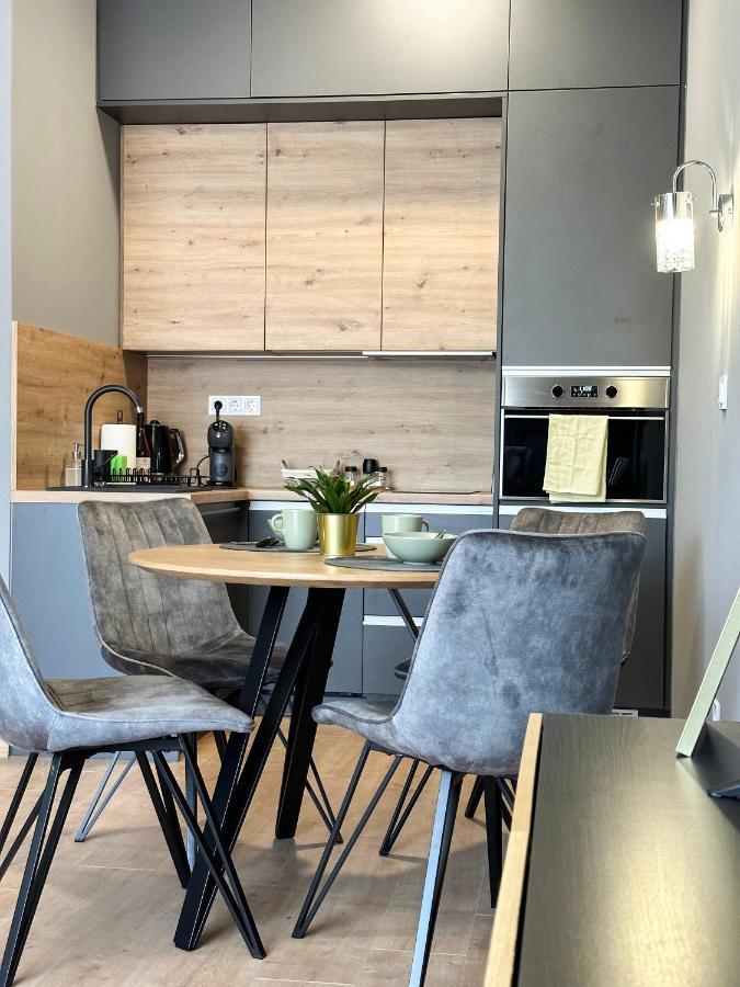 Linden Apartman 107 Glamour (Adults Only) Mosonmagyaróvár المظهر الخارجي الصورة