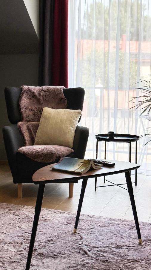 Linden Apartman 107 Glamour (Adults Only) Mosonmagyaróvár المظهر الخارجي الصورة